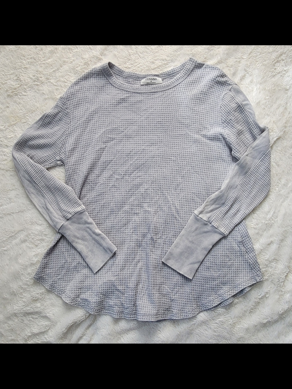 Zenana Outfitters Light Gray Waffle Long Sleeve Tee
